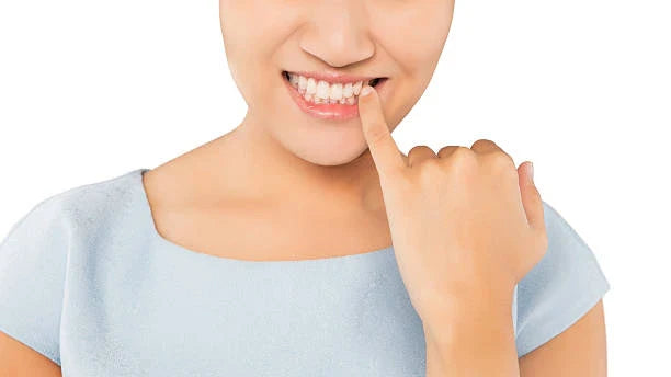 😌 Loose Teeth from Retainers? Can They Help with Facial Pain?